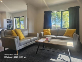Evolve! Brand new home on Pioneer mins from PN CBD